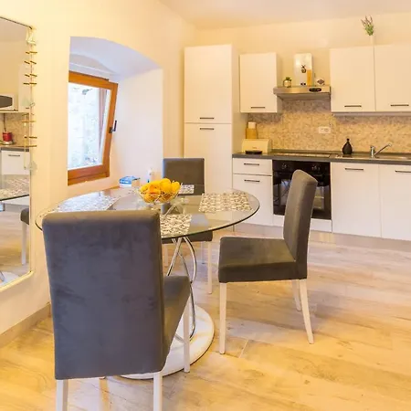 Isolated & Relaxing House - Kosarni Do Village, Orebic Сasa de vacaciones Zupanje Selo