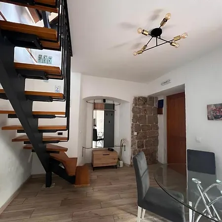 Isolated & Relaxing House - Kosarni Do Village, Orebic Vakantiehuis