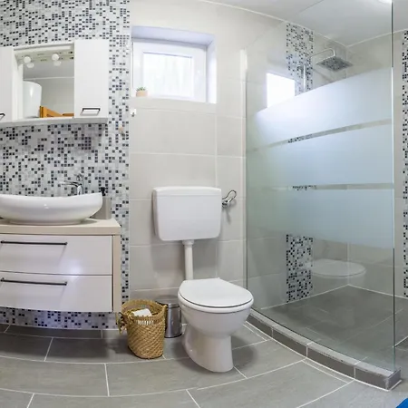 Isolated & Relaxing House - Kosarni Do Village, Orebic Сasa de vacaciones