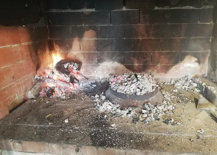 Isolated & Relaxing House - Kosarni Do Village, Orebic بيت للعطل